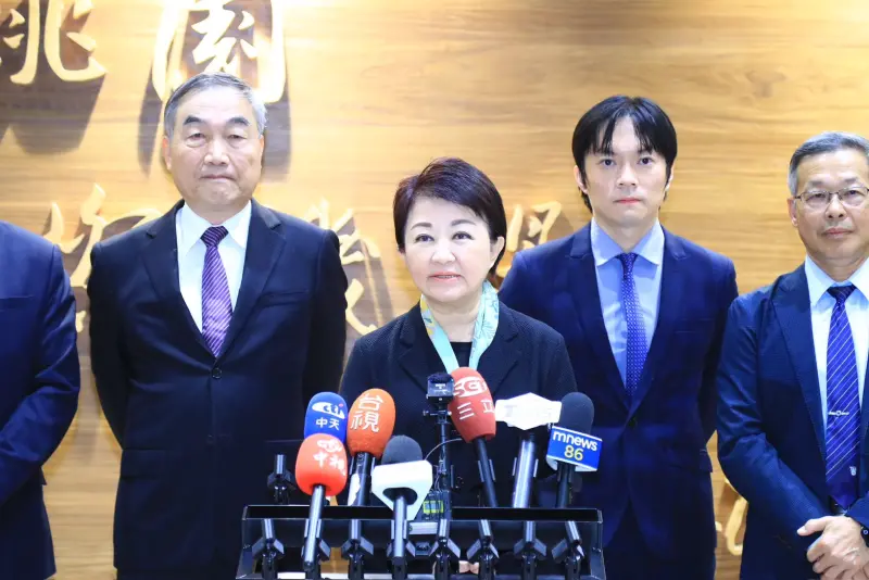 ▲台中市長盧秀燕昨返台時強調，這星期最重要工作是防颱。。（圖／台中市政府提供，2025.08.12）