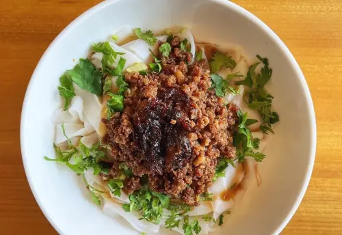 2025新竹縣必比登名單／8間入選！傳承三代春嬌粄條、ㄤ咕麵推薦
