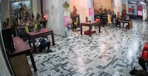 ▲遭竊宮廟將畫面發上網提醒大家要注意。（圖／翻攝畫面）