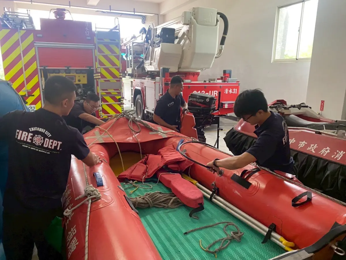 ▲因應「楊柳」颱風器材整備(圖／消防局提供2025.8.12)