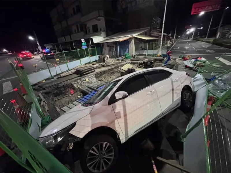 這裡不能停車！台南男駕駛失控闖工地受困　竟是酒駕還藏K毒