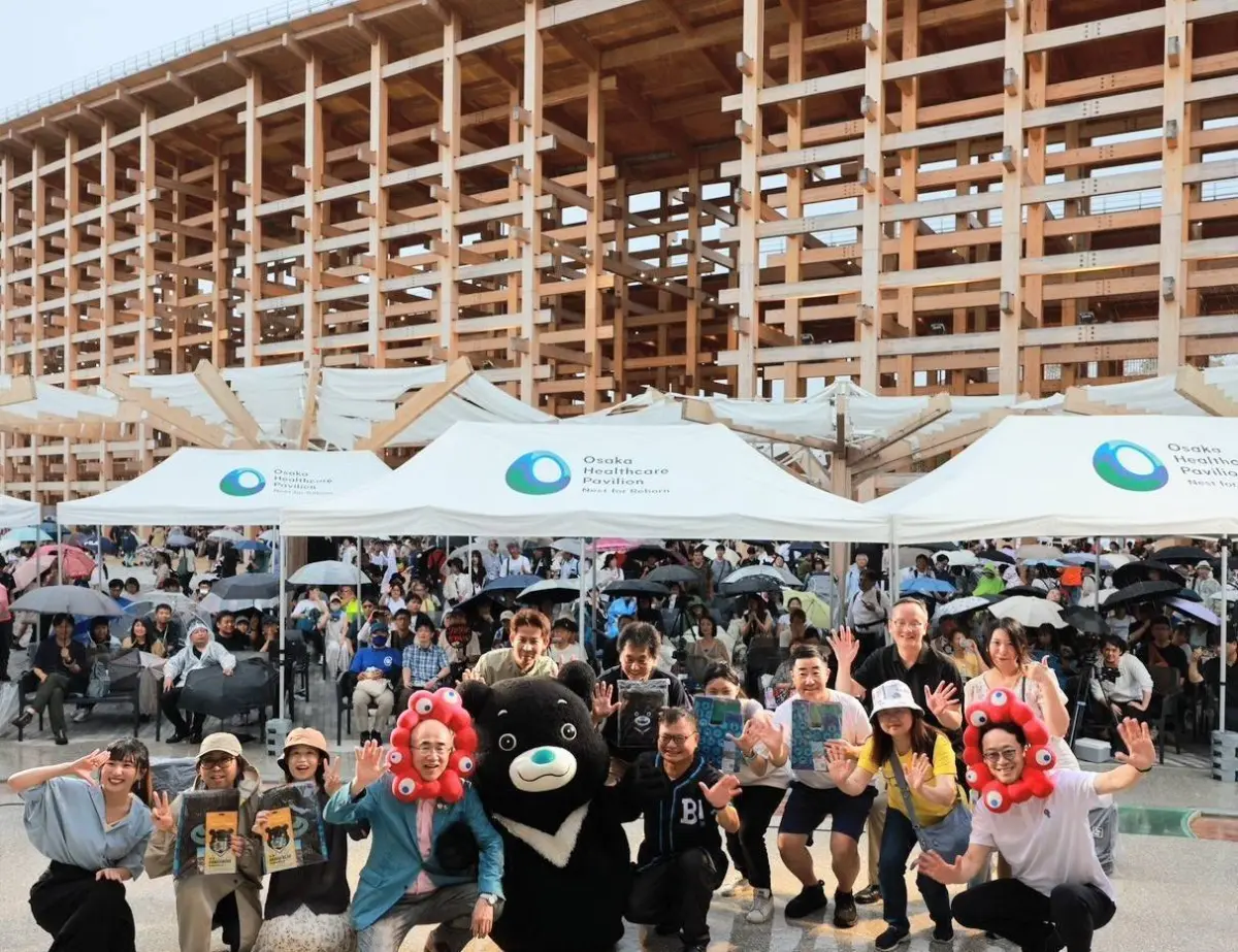 ▲臺北市在「大阪·關西世博會」的推廣活動，大雨中仍吸引眾多民眾參與。（圖／臺北市政府觀光傳播局提供）