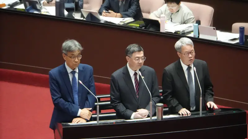 ▲卓榮泰表示，行政院從未投入罷免。（圖／記者呂炯昌攝，2025.08.12）