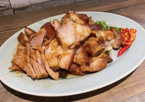 ▲新北首屆納入米其林評選，必必登名單有許多排隊名店，圖為光興腿庫。（圖／翻攝米其林官網）