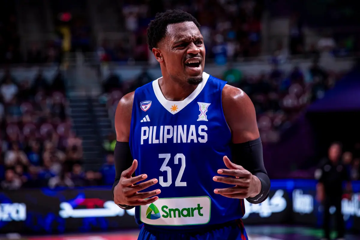 ▲菲律賓（Gilas Pilipinas）再度依靠布朗利（Justin Brownlee）的關鍵時刻英雄戲碼，於8月12日在吉達國王阿卜杜拉體育城，以95：88在延長賽逆轉擊敗地主沙烏地阿拉伯，闖進八強。（圖／取自FIBA亞洲盃官網，www.fiba.basketball）
