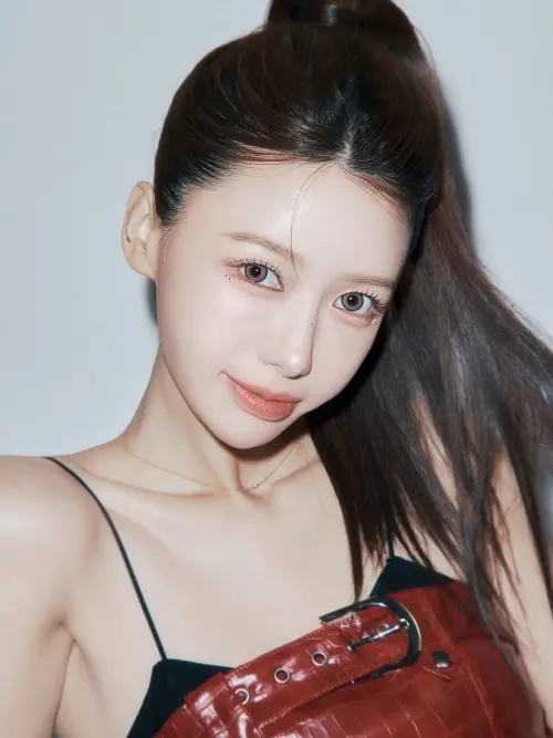 ▲李雅英坦言自己小時候喜歡跳舞，因此一知道有啦啦隊工作就接觸至今。（圖／翻攝自李雅英@yyyoungggggg）