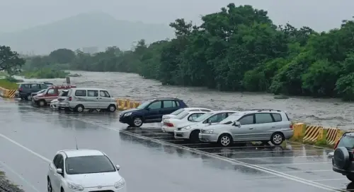 豪雨不停！新北重新堤外道封閉　上班路線、停車路段看這篇
