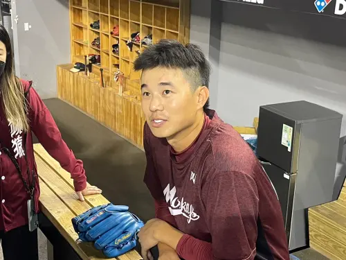 中職／黃子鵬笑談兒子登大巨蛋開球！爆料林立兒子「打擊超級強」
