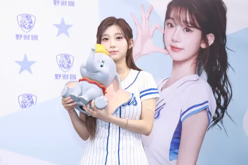 ▲李珠珢面對滿滿粉絲到場支持，坦言十分感動，並且感謝大家的支持。（圖／記者葉政勳攝）