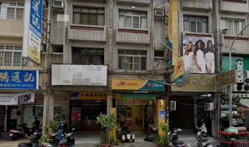 ▲高雄市三民區澄和路134號「鑫富發商行」。（圖／GoogleMaps）