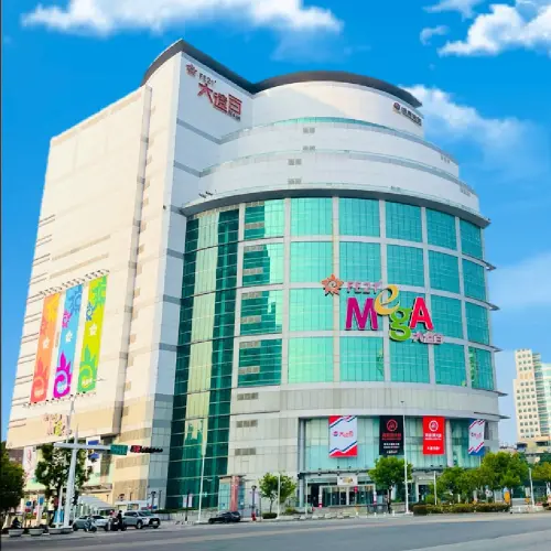 ▲遠東百貨高雄大遠百，尚未公布營業時間異動。（圖／取自粉專）