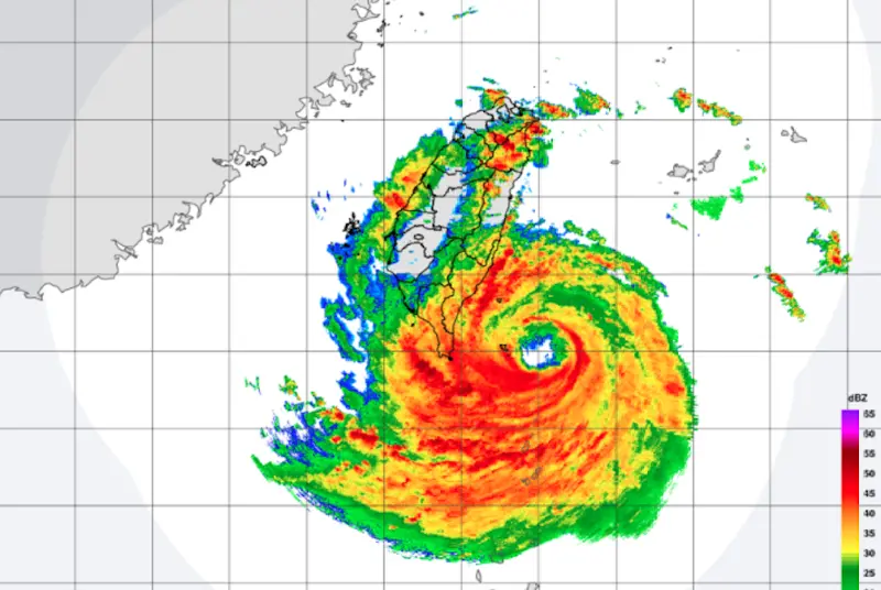 楊柳颱風移速快！鄭明典示警：主要雨帶強風豪雨　中央山脈難破壞