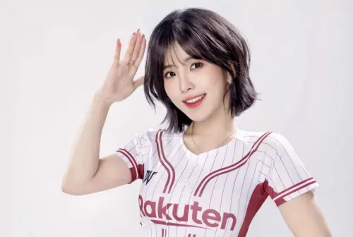 ▲壯壯出席活動時有一名高挑男子相陪在旁。（圖／壯壯IG@ula_shen_）