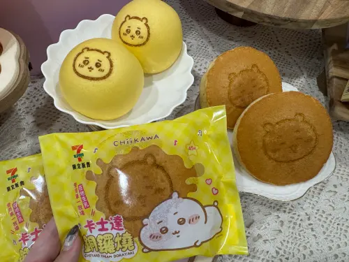 ▲▲「奶皇包」外皮柔軟細膩，熱呼呼的內餡則充滿香甜的奶香和蛋香。（圖／記者鍾怡婷攝）