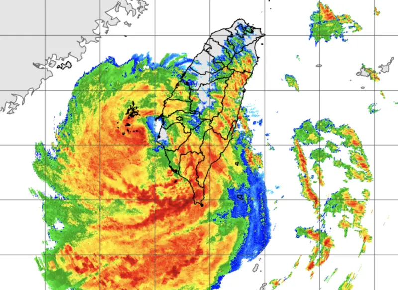 快訊／楊柳颱風16:00台南七股出海！氣象署：海陸警最快明晨解除