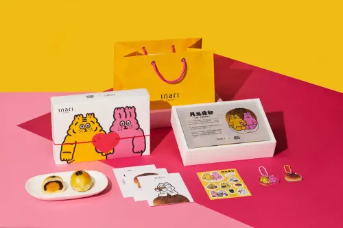 ▲「月光慢郵」含六入經典原味蛋黃酥，售價899元。（圖／inari  Izakaya現代居酒屋提供）