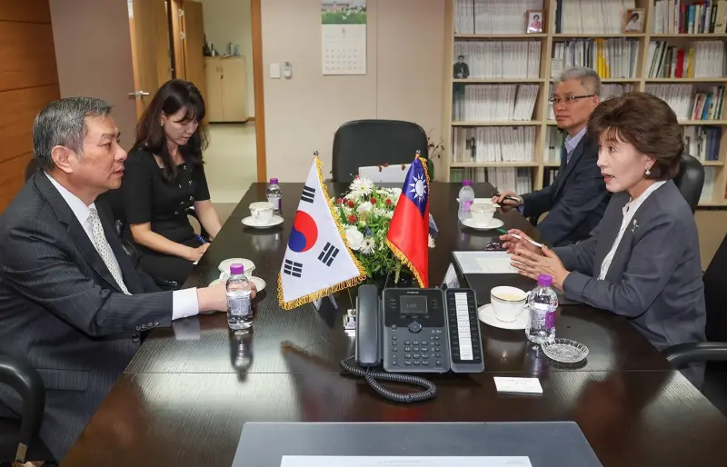 轟台灣外交失禮！駐韓代表登門道歉　韓官員：感受到社群網路威力