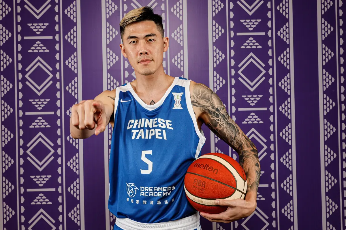 ▲中華隊不敵伊朗，老大哥劉錚勉勵全隊，並以三年前被約旦絕殺為例，希望大家記取教訓，下一次打出更好的表現贏下來。（圖／取自FIBA亞洲盃官網，fiba.basketball）