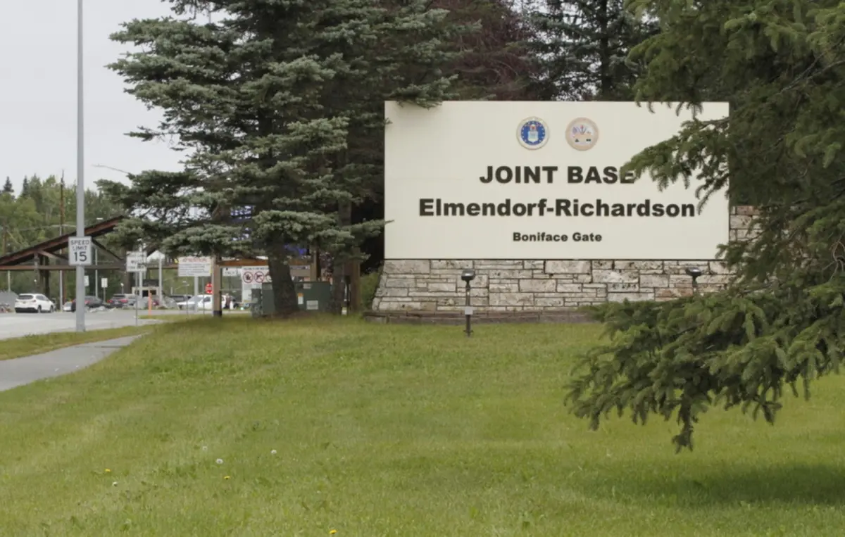 ▲川普與蒲亭的會晤，將在阿拉斯加的埃爾門多夫-理查森聯合基地進行。（圖／美聯社／達志影像）