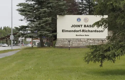 趕在川蒲會前！俄軍於烏東大舉推進　關於阿拉斯加會談的幾件事
