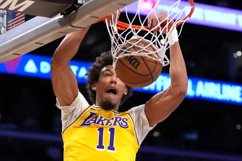 NBA／湖人中鋒休賽季苦練三分！喊話下賽季將成為外線投射選擇