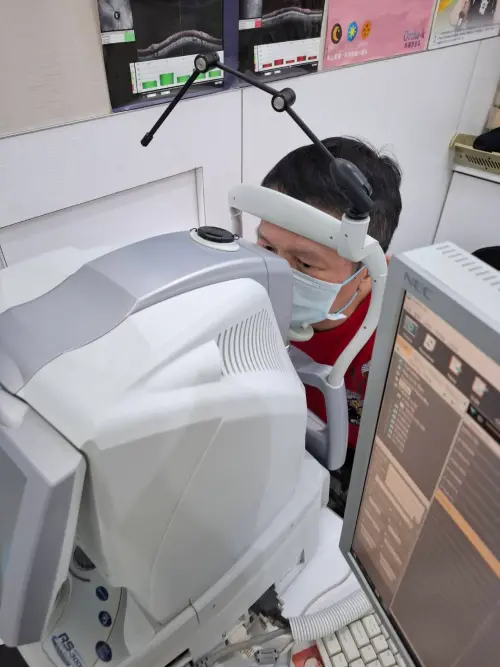 ▲秦楊突爆失明。（圖／秦楊提供）