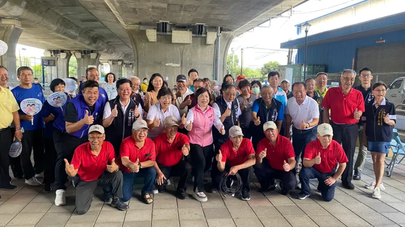 ▲立委楊瓊瓔、市議員羅永珍舉辦「神岡區神洲里市民活動中心興建工程」進度說明會(圖／楊瓊瓔提供2025.8.14)