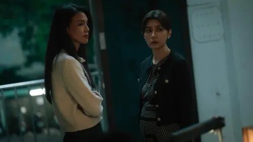 ▲舒淇（左）和賈靜雯（右）對於女兒受害的做法大不相同。（圖／Netflix）