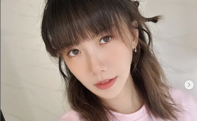 ▲大牙（如圖）宣布和小7歲老公阿廖師離婚，婚前花800多萬元在汐止購入的房產，在離婚後歸在大牙名下，兩人是和平分手，強調沒有第三者介入。（圖／翻攝自大牙IG@bigtooth）