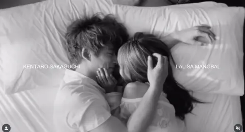 ▲Lisa（右）跟坂口健太郎（左）在MV中有許多唯美畫面。（圖／翻攝自Lisa IG＠lalalalisa_m）