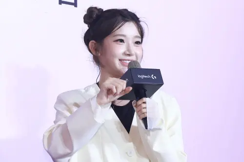 ▲李珠珢近期行程滿檔，明起還將到大巨蛋現場演出，她貼心地跟粉絲報平安，表示完全不會累。（圖／記者葉政勳攝，2025.08.14）