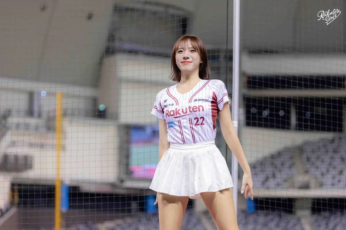 ▲韓國啦啦隊女神河智媛因韓華鷹季後賽撞期，確定無法來台參與中職冠軍戰，她在IG向粉絲道歉，表示：「我會在韓國為樂天加油！」（圖／翻攝自河智媛IG@hajiwon.22）