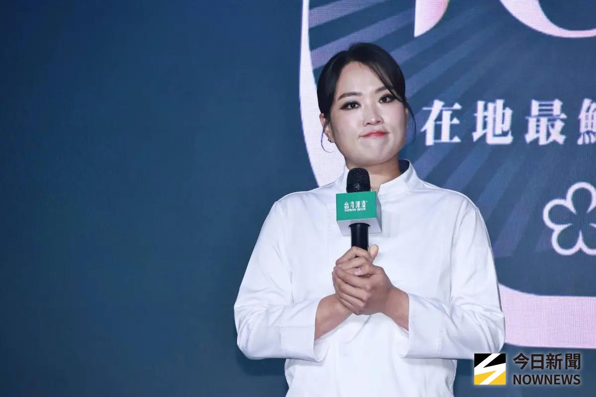 ▲《黑白大廚：料理階級大戰》日前被謝霆鋒主持的《一飯封神》抄襲，鄭智善（又譯：鄭至善）來台出席啤酒活動展現高EQ說：「如果對方做的好吃，我會學習。」（圖／記者吳翊緁攝）