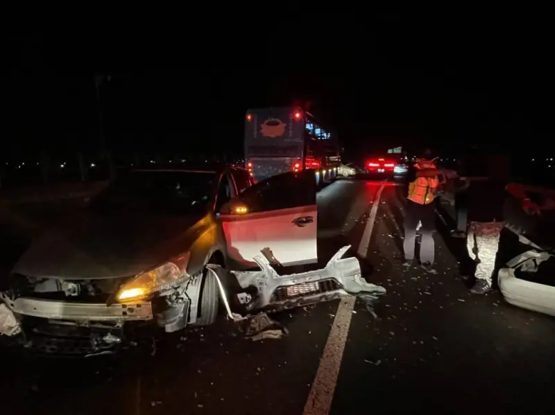 人呢？嘉義台82線三車連環撞　女駕駛橫停車道釀禍人跑了