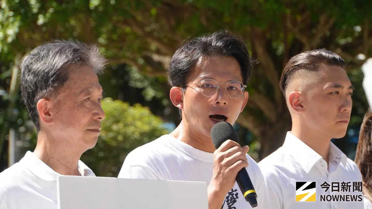 政院追加878億總預算 黃國昌轟：給了3兆預算還整天喊沒錢施政