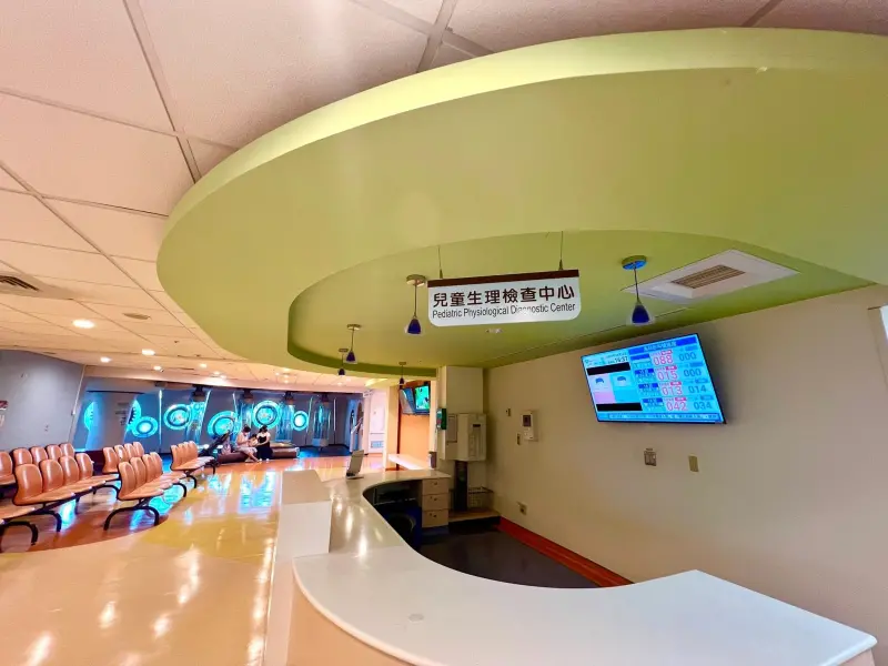 ▲台大兒童醫院傳出在3樓生理檢查區的空間，即將拆除，未來可能會挪給成人科的醫療業務使用，台大醫院回應。（圖／擷取自粉專「兒童心臟會客室: 聊聊孩子們的心事」）