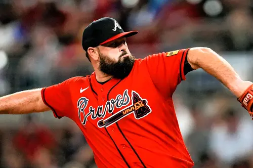 ▲根據《MLBTR》報導，亞特蘭大勇士（Atlanta Braves）已釋出31歲右投手史蒂芬斯（Jackson Stephens），並透露這位具備大聯盟經驗的投手即將前往台灣，與中職球隊簽約，展開生涯新篇章。（圖／美聯社／達志影像）