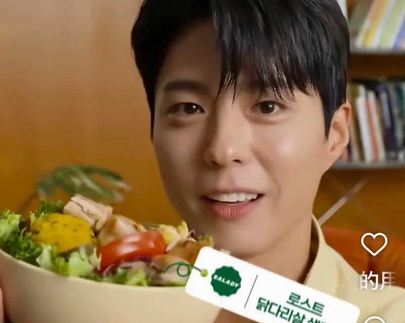 ▲由朴寶劍代言、被暱稱為「寶劍沙拉」的韓國沙拉品牌「SALADY」將進駐台灣開首間分店，地點在高雄左營區，預計在9月5日至9月6日展開試營運。（圖／翻攝SALADY IG，saladykorea）