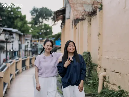 曾寶儀全程陪哭！印尼看護來台10年首返鄉　曾遭欺凌飯吃多還扣錢
