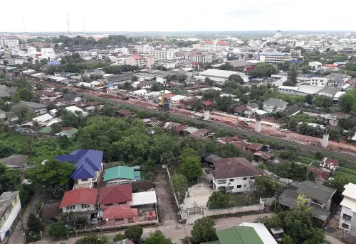 ▲中泰高鐵計畫因徵地與資金分擔問題延宕多年，進度落後。（圖／翻攝自維基百科）