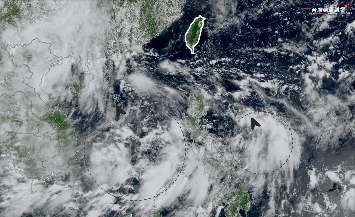 ▲六日天氣預報出爐，雙低壓夾擊台灣，週末起水氣增加，不過增強為颱風機率低。（圖／取自「台灣颱風論壇｜天氣特急」）