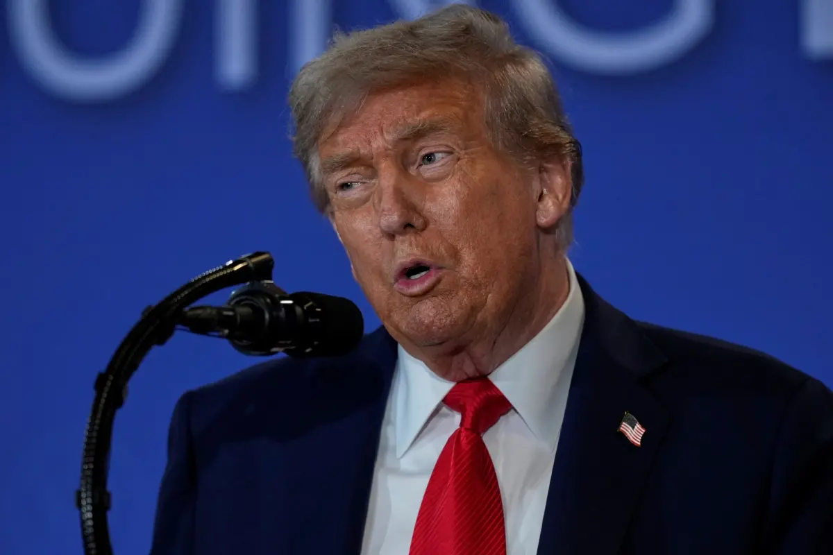 ▲美國總統川普上週五表示，他可能在兩週內公布半導體關稅細節，稅率可能高達200%至300%。（圖／美聯社／達志影像）