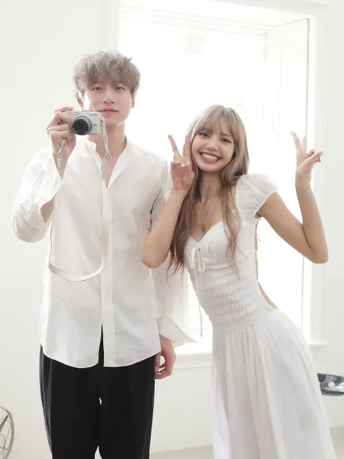 ▲Lisa合作坂口健太郎，一起拍〈Dream〉MV，詮釋一段淒美愛情故事。（圖／Lisa IG@lalalalisa_m）