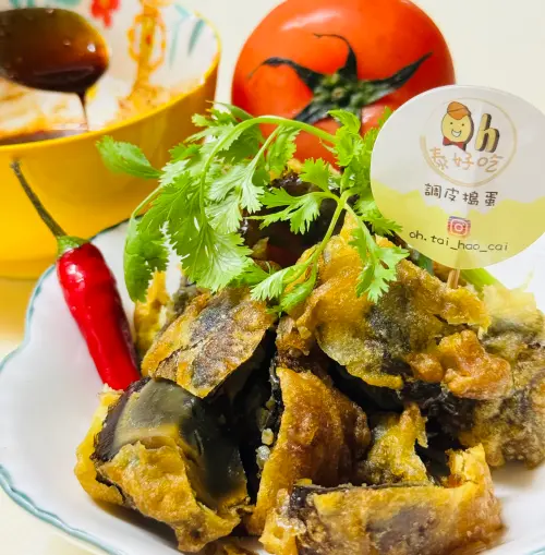 ▲「一艸一市•菜菜市」蔬食市集同樣於今明兩天8月16、17日兩天在高雄愛河登場，更有香菜主題美食。（圖／高雄市觀光局提供）