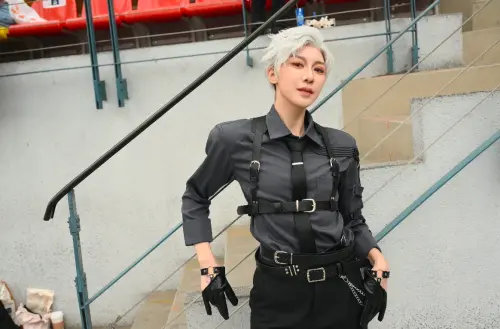 同人創作盛會CWT塞爆！萬人繞場館一圈　明日香、秦徹Coser神還原
