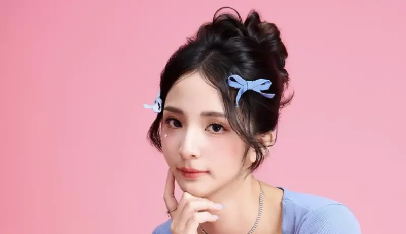 藍波22歲愛女潔潔神撞臉楊冪！她曬辣照秀白皙長腿　粉絲瘋：暈爛