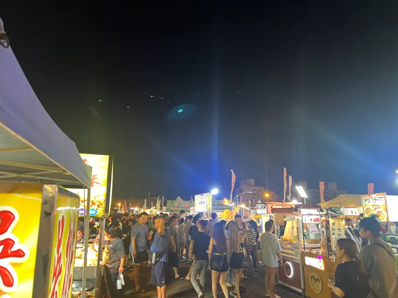 北台灣最大夜市尷尬了！開幕20天評價剩3.1顆星　遊客揭最大敗筆