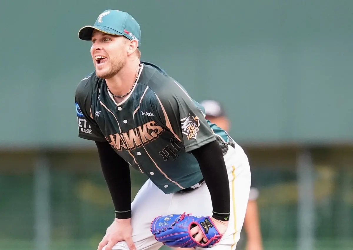 ▲最終後勁收下跨季22連勝，突破傳奇投手「嘟嘟」潘威倫在2007-2008年的跨季21連勝紀錄，榮登「中職史上最長勝投紀錄」寶座、立下「後勁障礙」，台鋼也以5：2收下勝利。（圖／台鋼雄鷹提供）