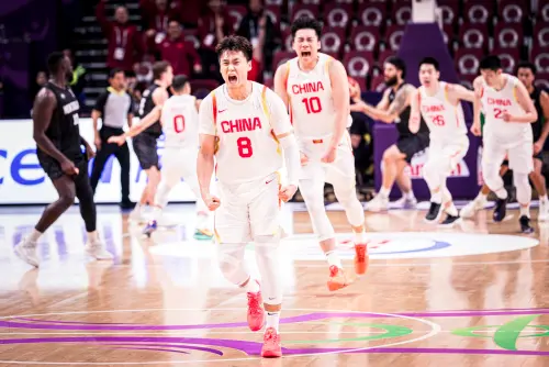 ▲兩年前趙睿和中國隊在自家主場的杭州亞運丟掉男籃金牌，這次總算一吐怨氣。（圖／取自FIBA亞洲盃官網）