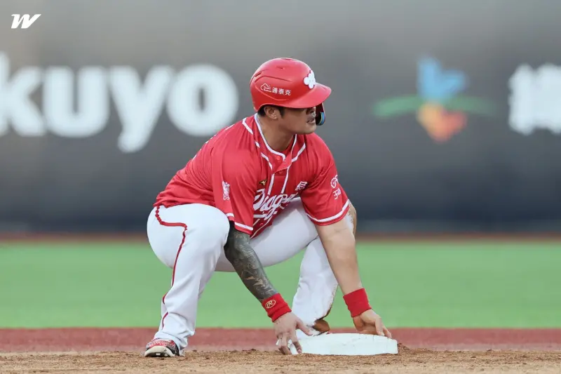 ▲味全龍林智勝相隔6個賽季再次跑出盜壘，生涯盜壘成功次數來到161次，獨居史上第8。（圖／味全龍提供）